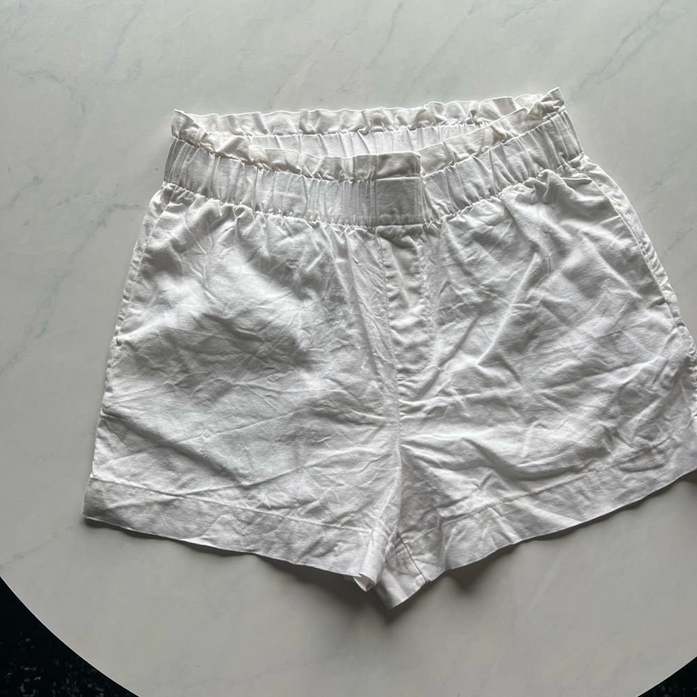 a new day White High-Waist Elastic Ruffle-Waist Women's Shorts